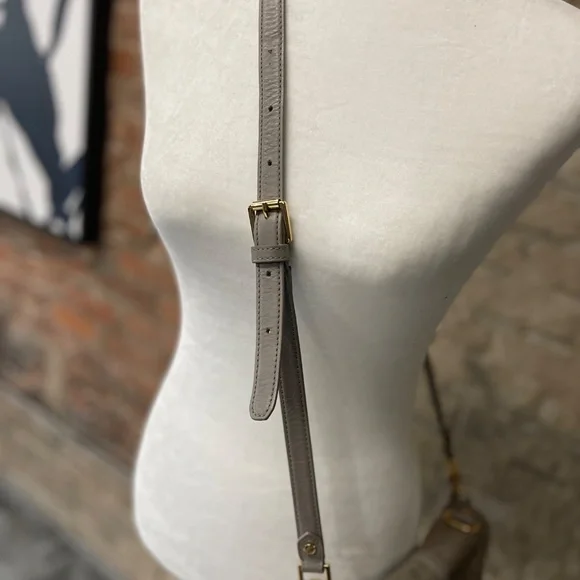 Tory Burch 797 Madison Avenue Handbag - Picture 15 of 16